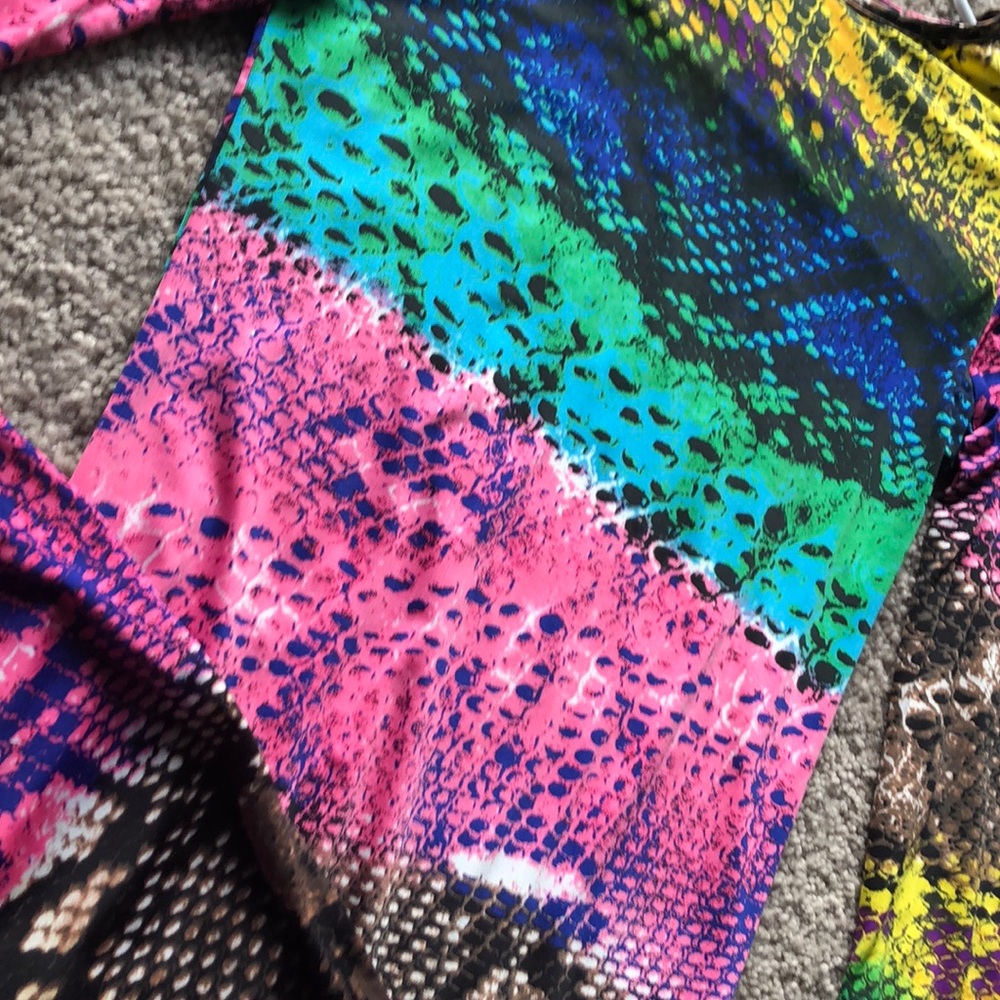 Colorful Snakeprint - Picture 2 of 2